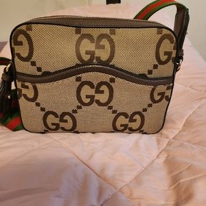 ** SOLD ** Gucci jumbo